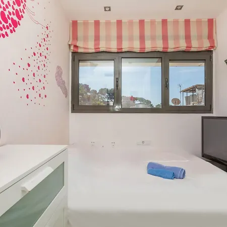 Jessmart By Interhome يوريت دي مار